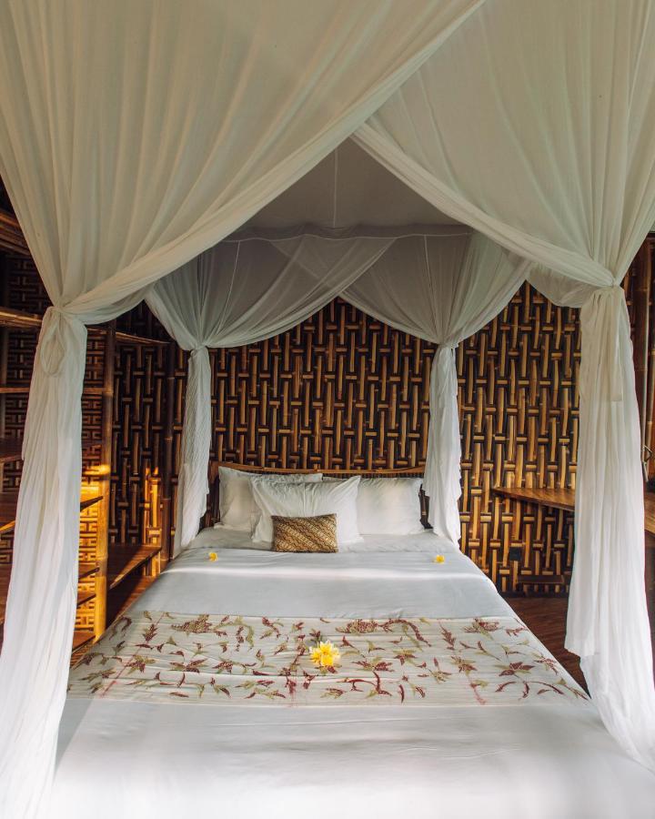 Temple House 3Bds Eco Bamboo House Pool River View Bringkit ภายนอก รูปภาพ